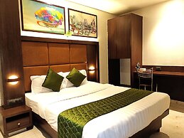 Hotel Express INN, Panvel