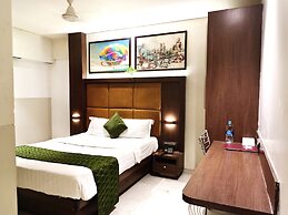 Hotel Express INN, Panvel