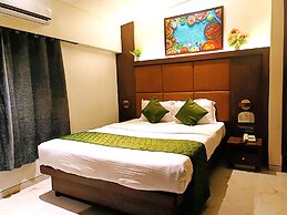 Hotel Express INN, Panvel