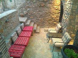 Spitakia Cottages