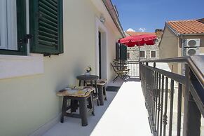 Central Old Town Rooms