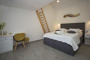 Central Old Town Rooms