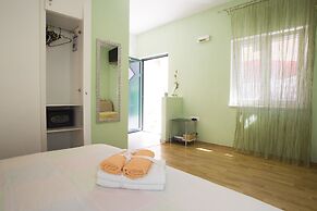 Central Old Town Rooms