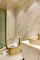 Elegance Hotel