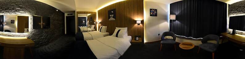 Monarch Hotel Amman