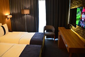 Monarch Hotel Amman