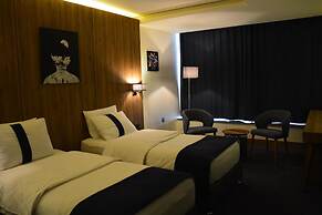 Monarch Hotel Amman