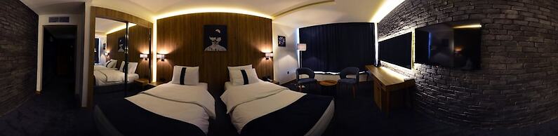 Monarch Hotel Amman