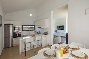 Playa Blanca Beach Mate