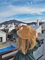 Playa Blanca Beach Mate