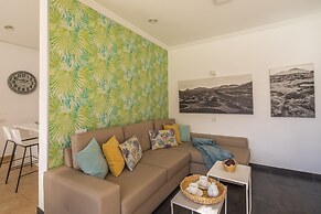 Playa Blanca Beach Mate