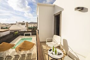 Playa Blanca Beach Mate