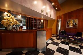 Brazilia Suites Hotel