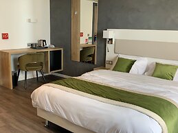 Atolon Park Hotel
