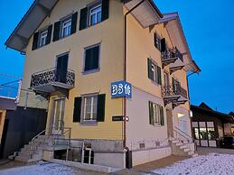 BS16 HOTEL