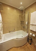 7 Pools SPA & Apartments