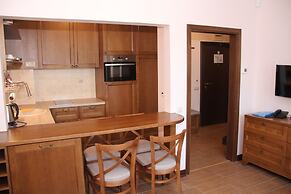 7 Pools SPA & Apartments