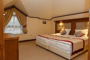 7 Pools SPA & Apartments