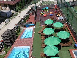 7 Pools SPA & Apartments