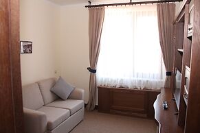 7 Pools SPA & Apartments