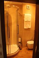 7 Pools SPA & Apartments