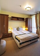 7 Pools SPA & Apartments