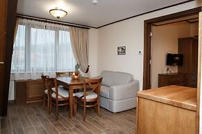 7 Pools SPA & Apartments