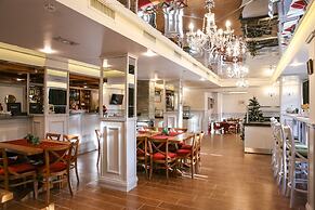 7 Pools SPA & Apartments