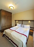 7 Pools SPA & Apartments