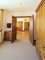 7 Pools SPA & Apartments