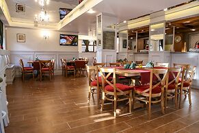 7 Pools SPA & Apartments