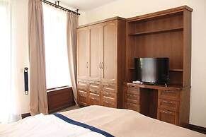 7 Pools SPA & Apartments