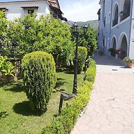 Delphin Rooms Sivota