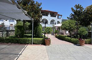 Delphin Rooms Sivota