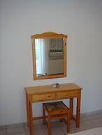 Delphin Rooms Sivota