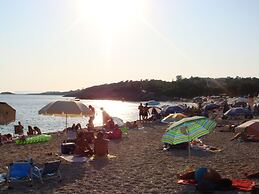 Delphin Rooms Sivota