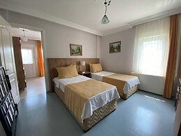 Cunda Asiyan Butik Otel