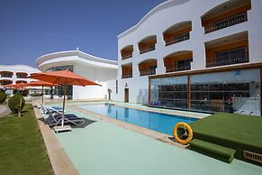 Naama Waves Hotel