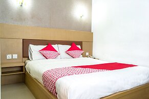 Capital O 664 Romance Hotel