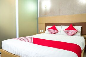 Capital O 664 Romance Hotel