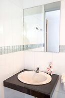 Capital O 664 Romance Hotel