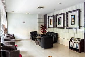 Capital O 664 Romance Hotel