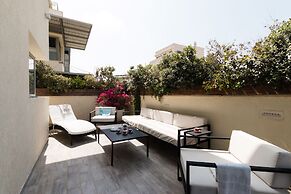 Live like Royalty in TLV DLX 2 Floor Apt