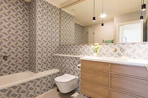 Live like Royalty in TLV DLX 2 Floor Apt