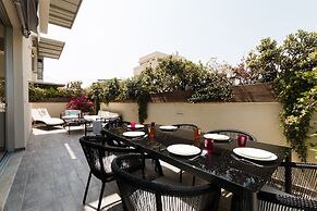 Live like Royalty in TLV DLX 2 Floor Apt