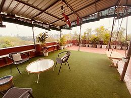 Hide-In Hostel Delhi