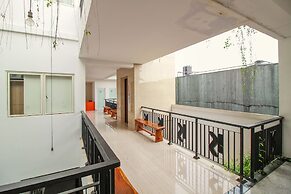 Collection O Pasteur Near Paris Van Java Mall Formerly Sweet Karina