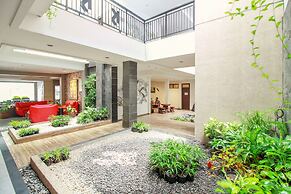 Collection O Pasteur Near Paris Van Java Mall Formerly Sweet Karina