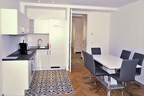 Edelweiss City Apartments State Opera