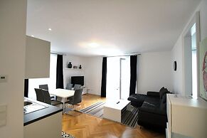 Edelweiss City Apartments State Opera